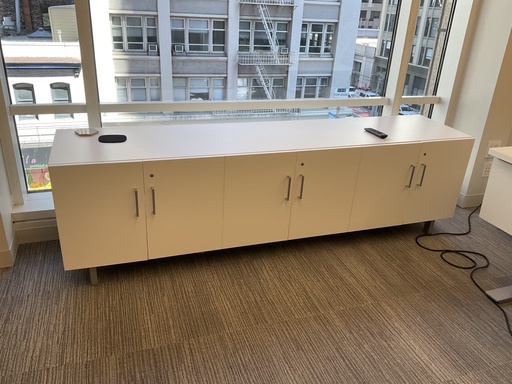 [8273] 9' Storage Cabinet